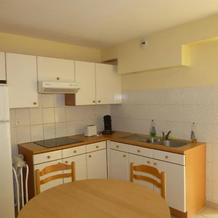 Meublee En Duplex Independante ホームステイ カーン